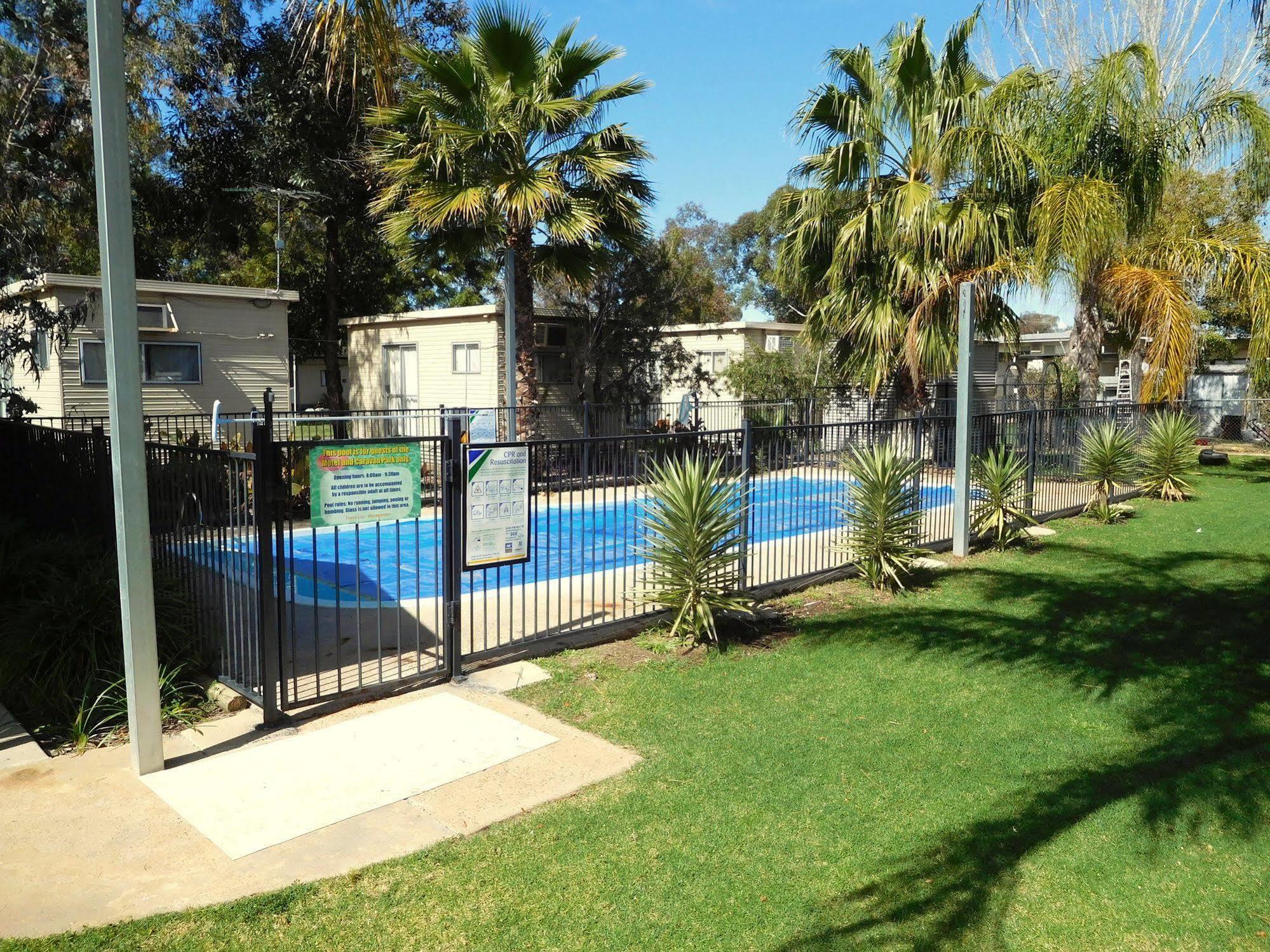 Narrabri Motel&Caravan Park Exteriör bild